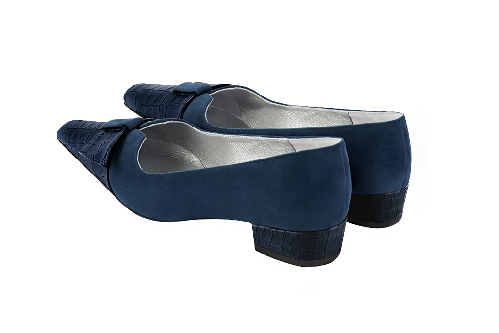 Navy blue women's dress pumps, with a knot on the front. Tapered toe. Low block heels. Rear view - Florence KOOIJMAN